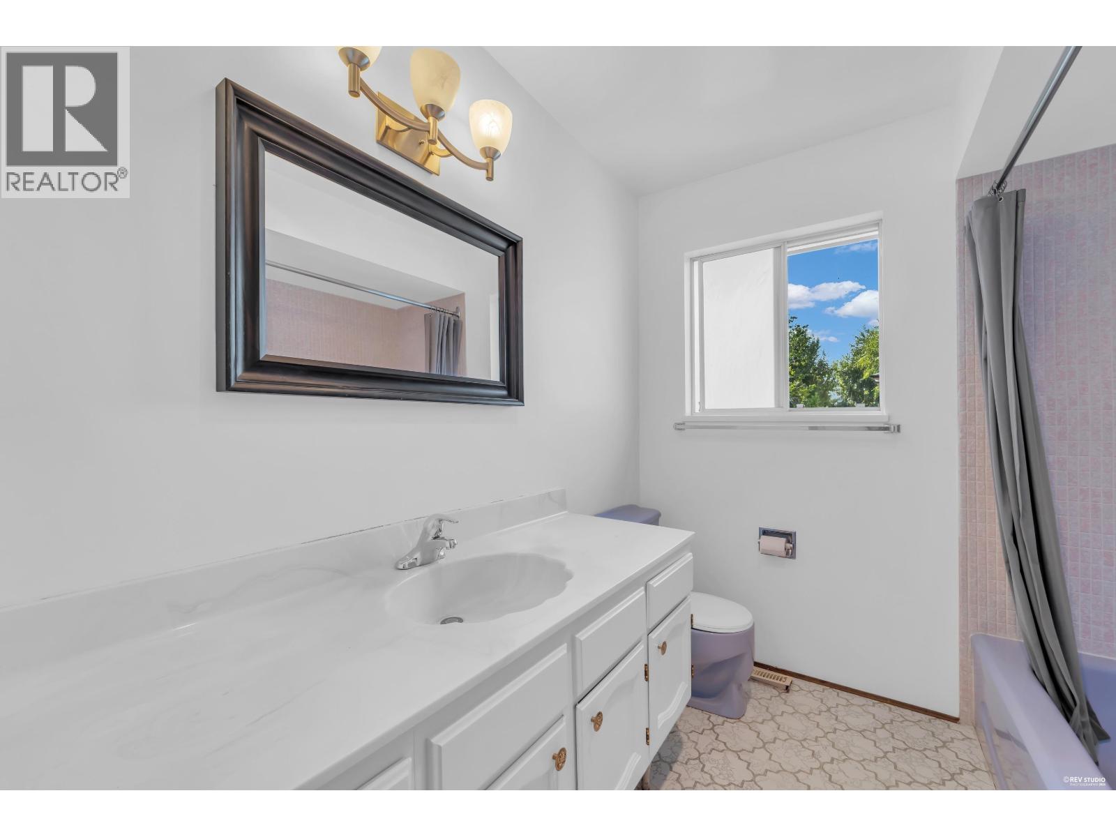 4951 Foxglove Crescent, Richmond, British Columbia  V7C 2K4 - Photo 20 - R3153821