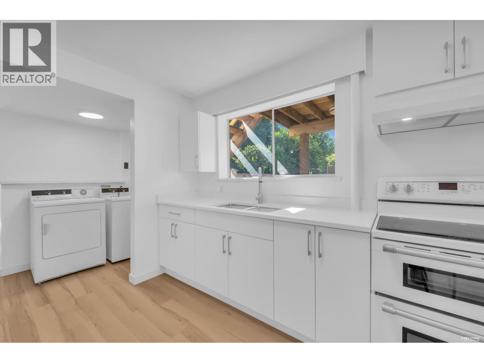 4951 Foxglove Crescent, Richmond, British Columbia  V7C 2K4 - Photo 32 - R3153821