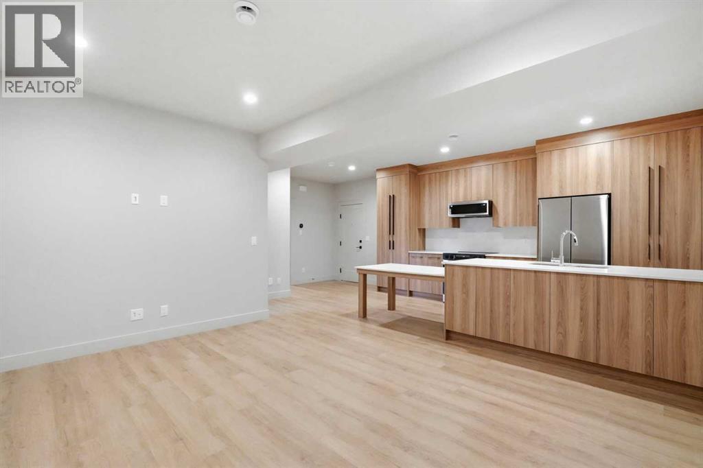 3 Mystic Ridge Way SW, Calgary, Alberta  T3H 1S7 - Photo 36 - A2335494