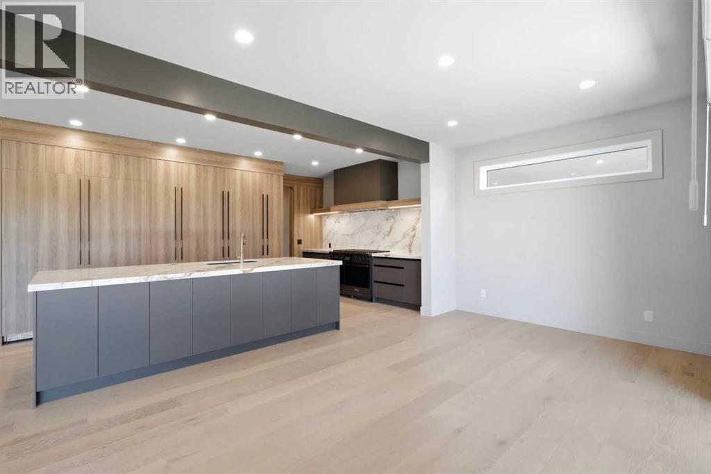 3 Mystic Ridge Way SW, Calgary, Alberta  T3H 1S7 - Photo 10 - A2335494