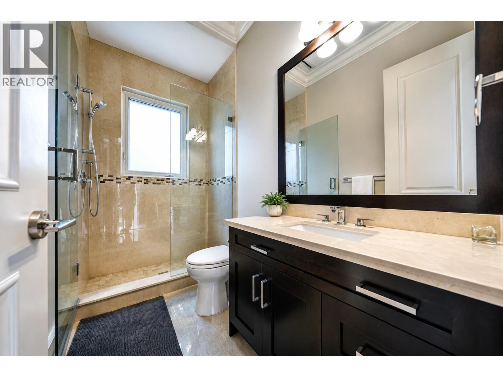 6240 Bellflower Drive, Richmond, British Columbia  V7C 2H8 - Photo 25 - R3130036