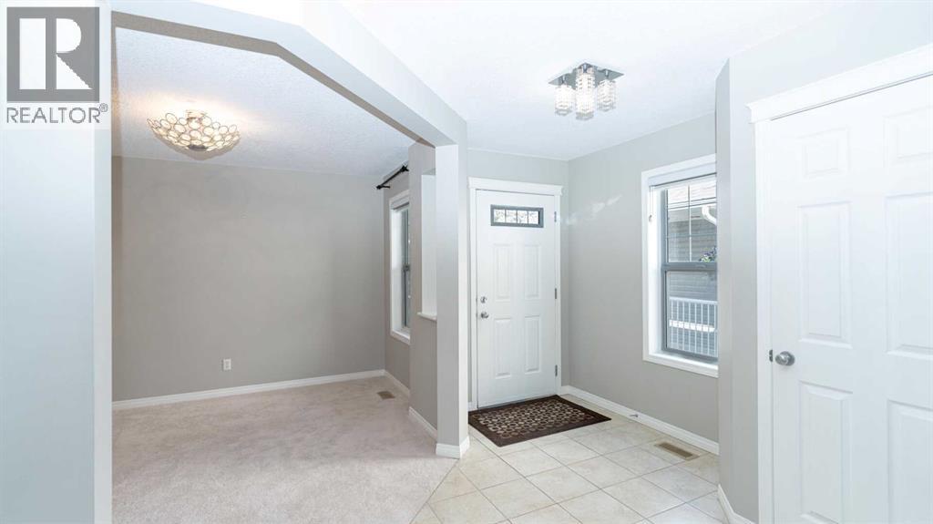247 Taralake Way NE, Calgary, Alberta  T3J 0E8 - Photo 3 - A2316885