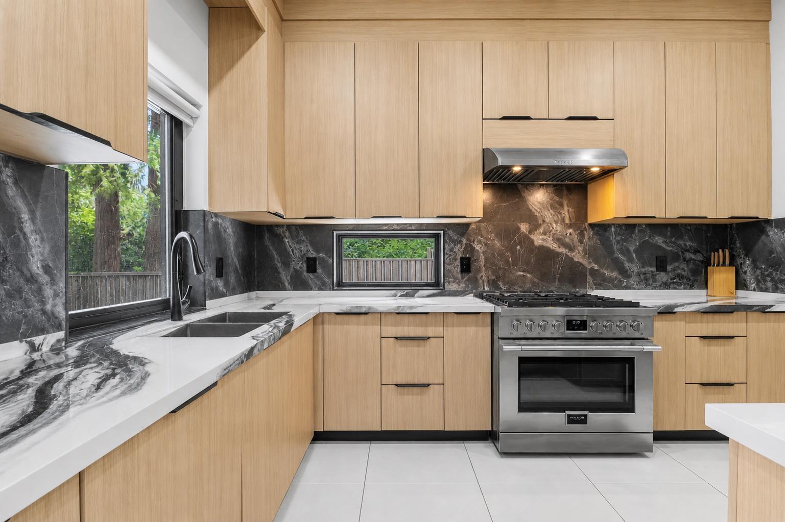 13046 Crescent Road, Surrey, British Columbia  V4P 1J8 - Photo 15 - R3152447