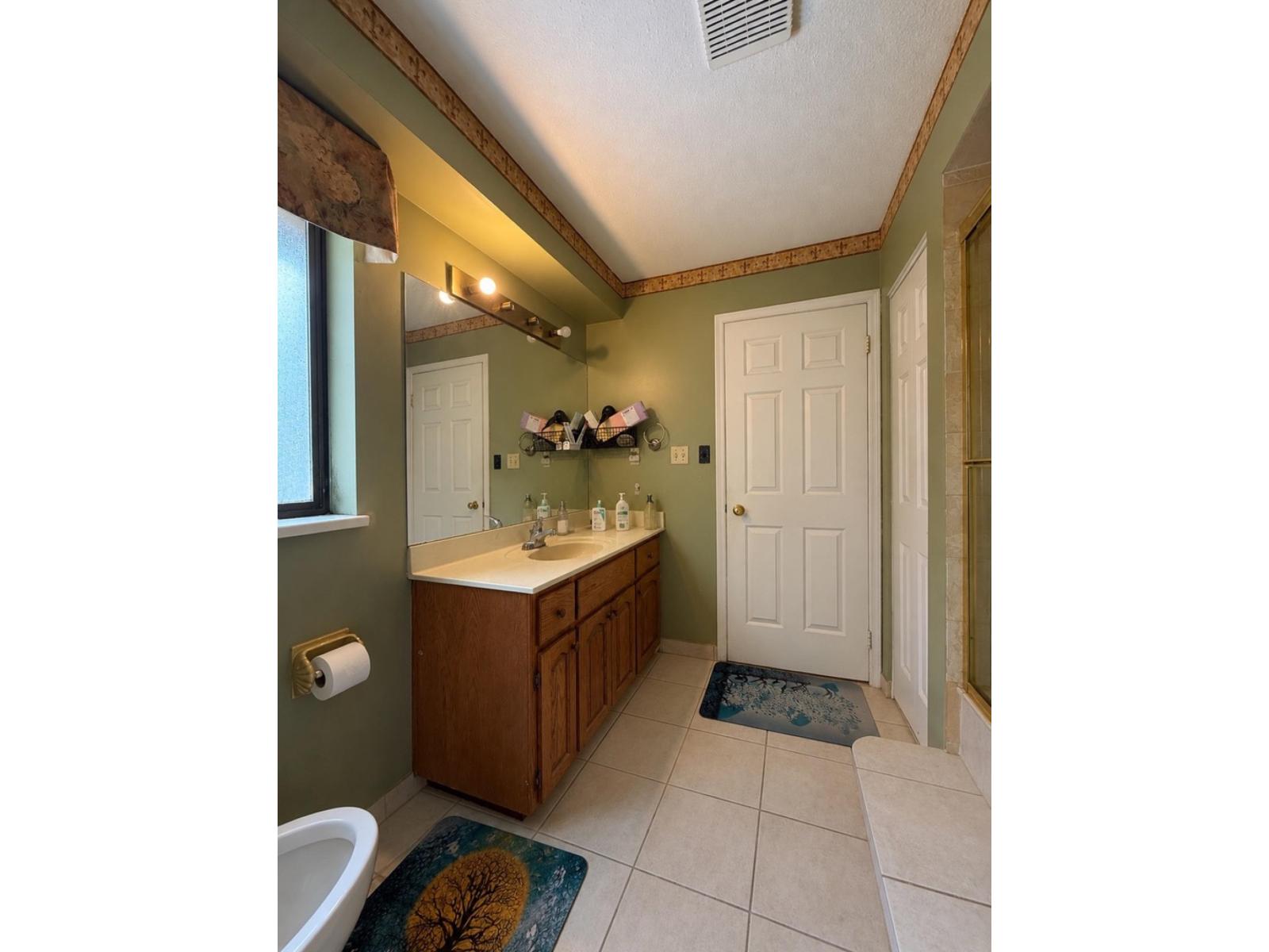 6268 131a Avenue, Surrey, British Columbia  V3X 1N9 - Photo 16 - R3151845
