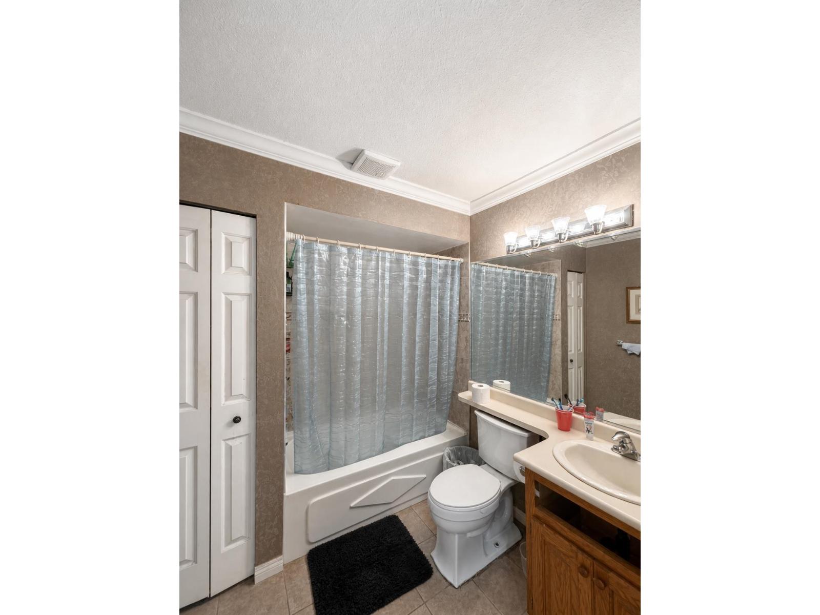 6268 131a Avenue, Surrey, British Columbia  V3X 1N9 - Photo 27 - R3151845