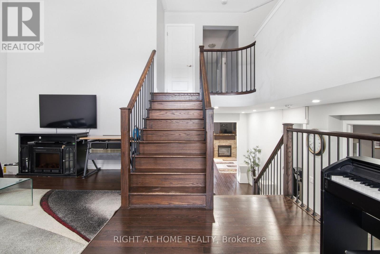 349 Snoek Point, Milton, Ontario  L9T 8Y5 - Photo 25 - W13597080