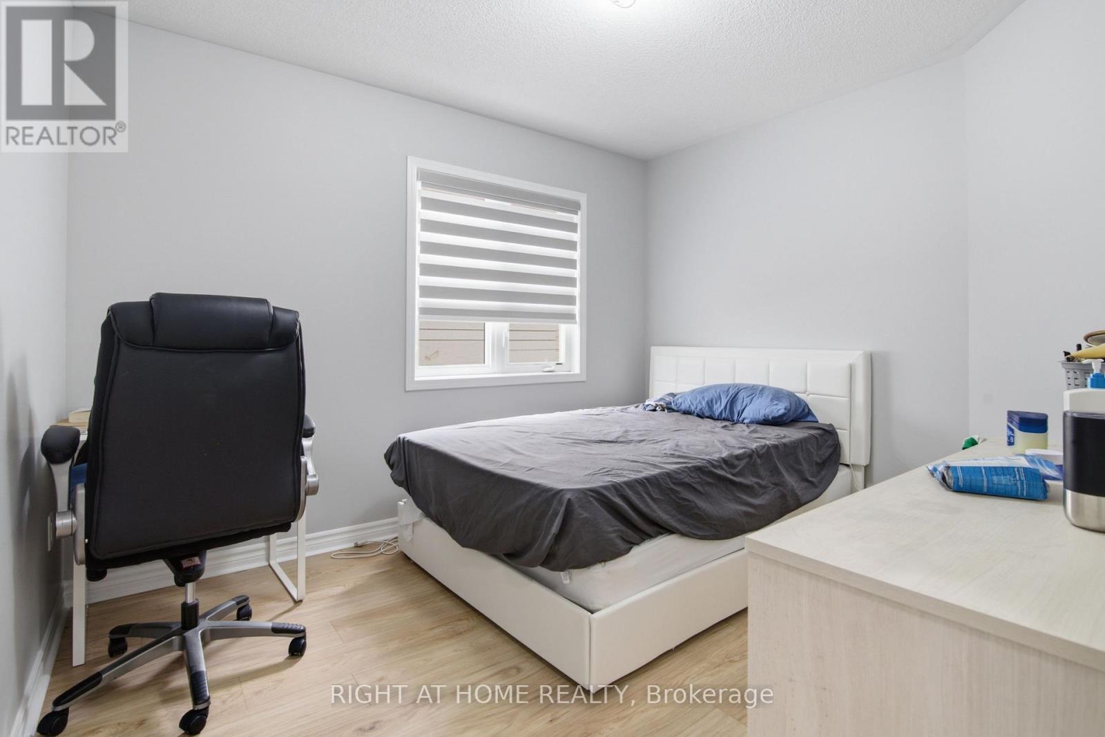 349 Snoek Point, Milton, Ontario  L9T 8Y5 - Photo 42 - W13597080