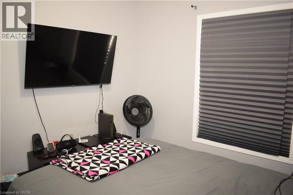 720 Brookmill Place, Waterloo, Ontario  N2V 2P1 - Photo 27 - 40854363