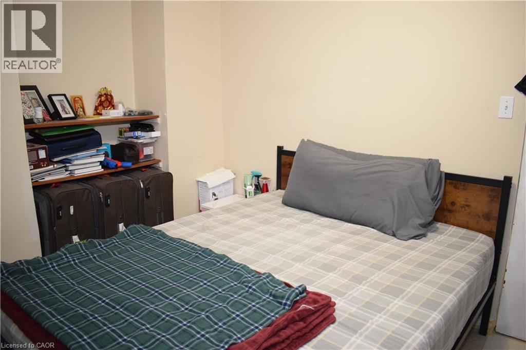 720 Brookmill Place, Waterloo, Ontario  N2V 2P1 - Photo 33 - 40854363