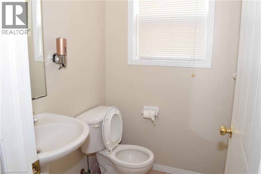 720 Brookmill Place, Waterloo, Ontario  N2V 2P1 - Photo 7 - 40854363