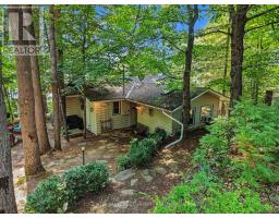599 BLACK LAKE ROAD, Tay Valley, Ontario