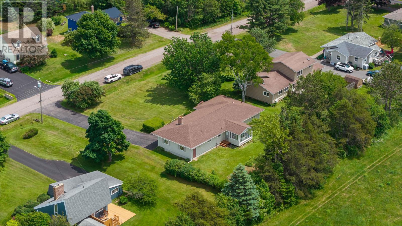 44 Meadow Park Drive, East Amherst, Nova Scotia  B4H 3Y2 - Photo 3 - 202615280