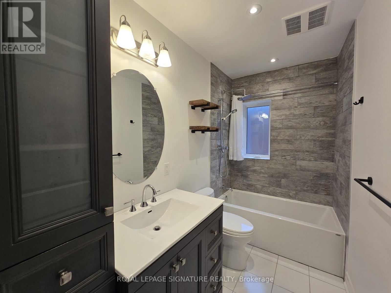 Upper - 141 Phillip Avenue, Toronto, Ontario  M1N 3R6 - Photo 14 - E13653026