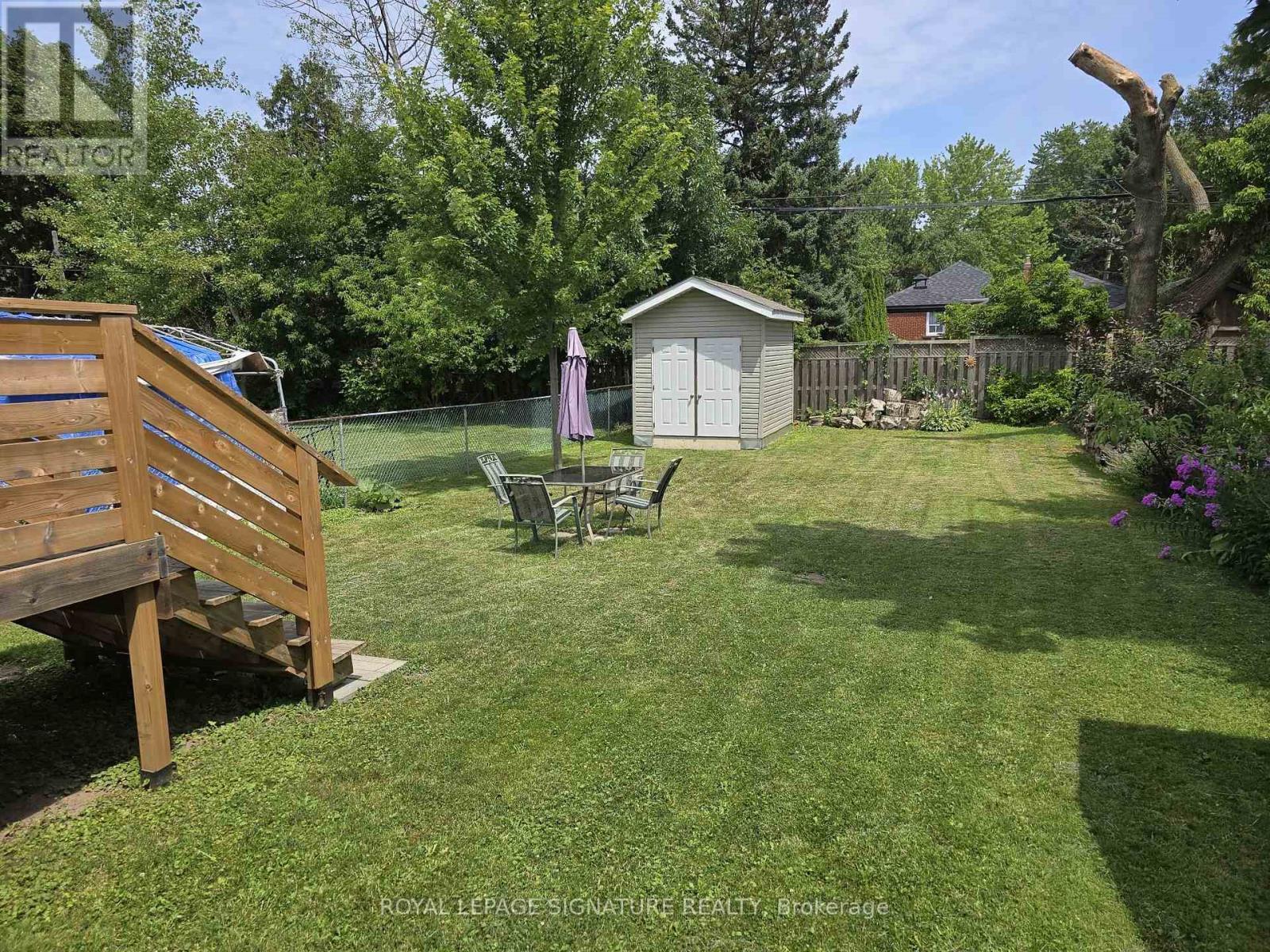 Upper - 141 Phillip Avenue, Toronto, Ontario  M1N 3R6 - Photo 20 - E13653026