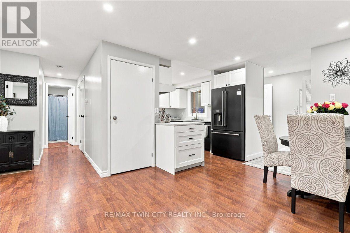 65 Glamis Road, Cambridge, Ontario  N1R 6W4 - Photo 12 - X13653560