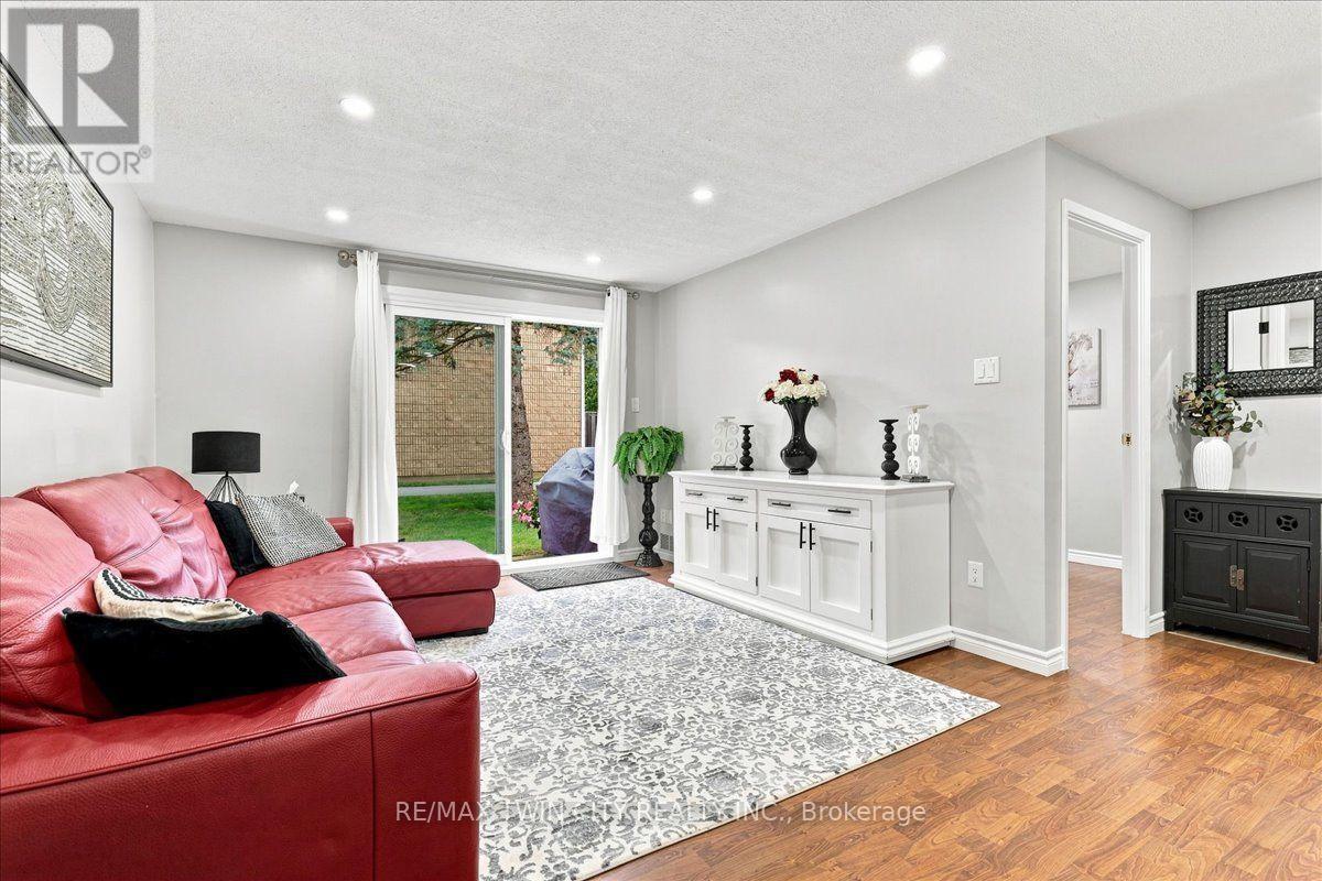 65 Glamis Road, Cambridge, Ontario  N1R 6W4 - Photo 15 - X13653560