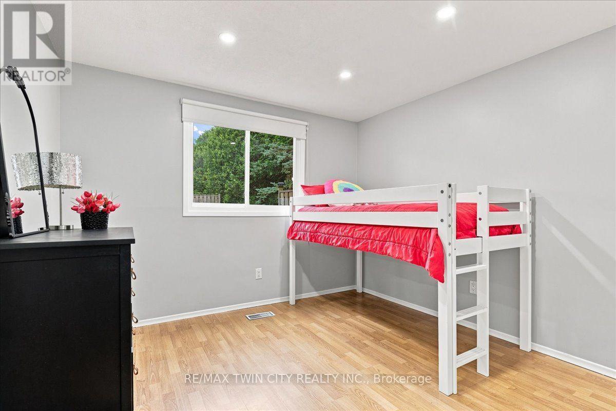 65 Glamis Road, Cambridge, Ontario  N1R 6W4 - Photo 19 - X13653560