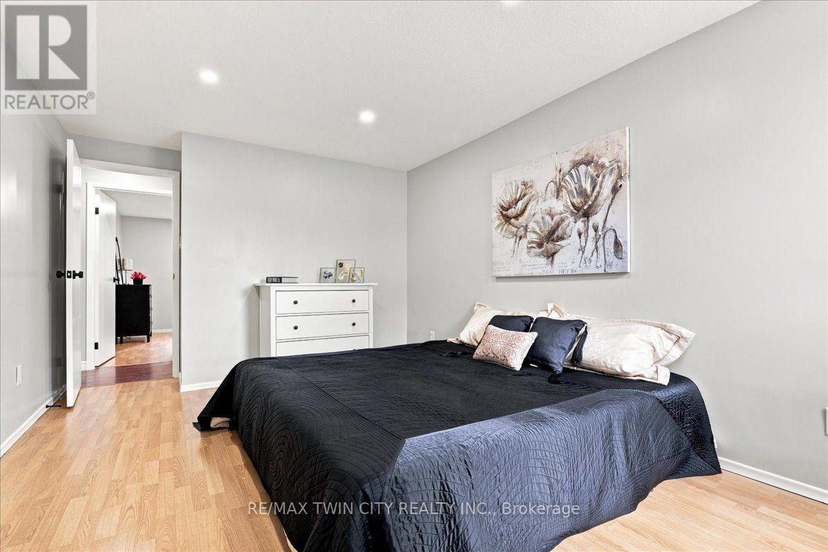 65 Glamis Road, Cambridge, Ontario  N1R 6W4 - Photo 32 - X13653560