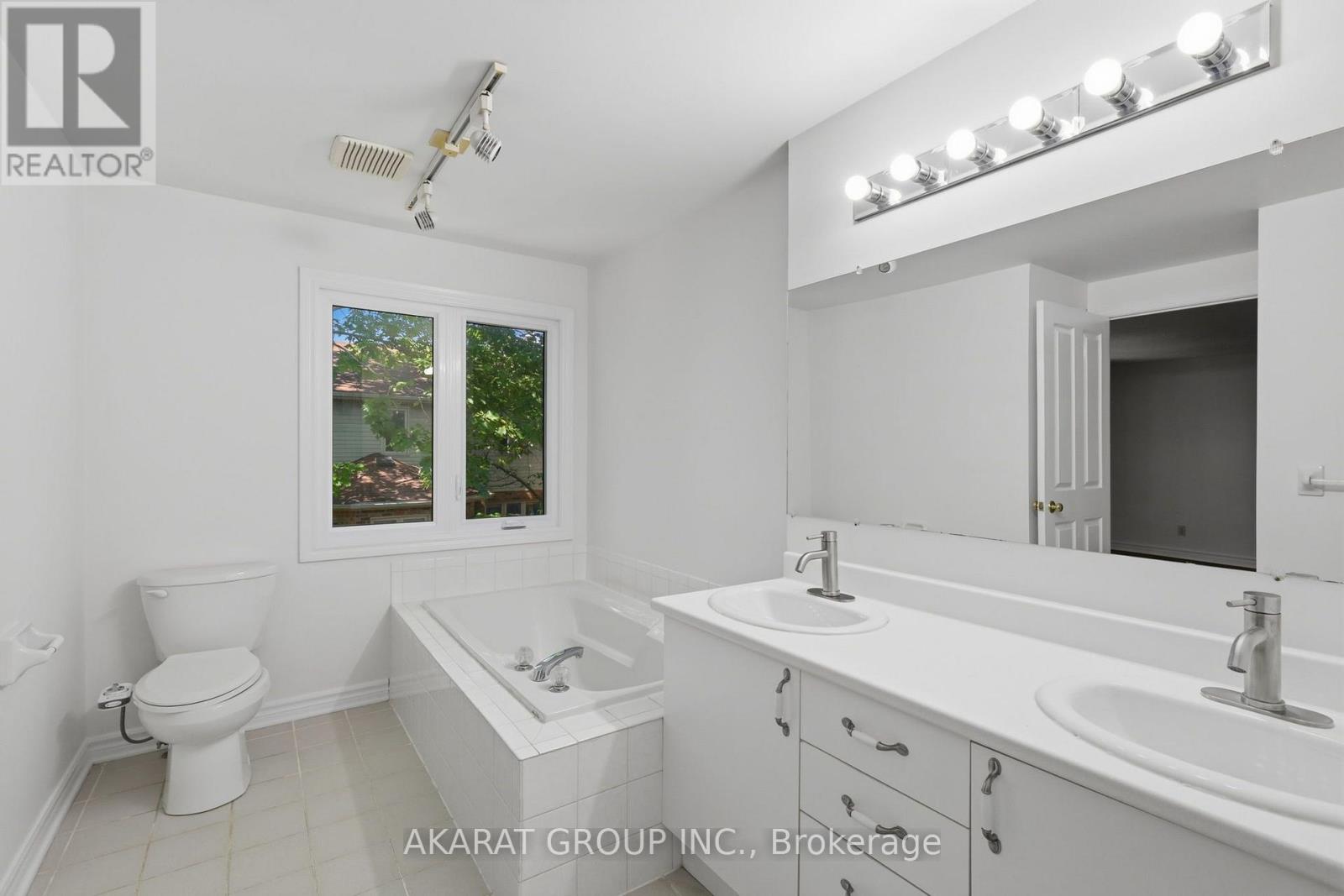 9 - 70 Sunnyside Drive, London North, Ontario  N5X 3W4 - Photo 27 - X13653576