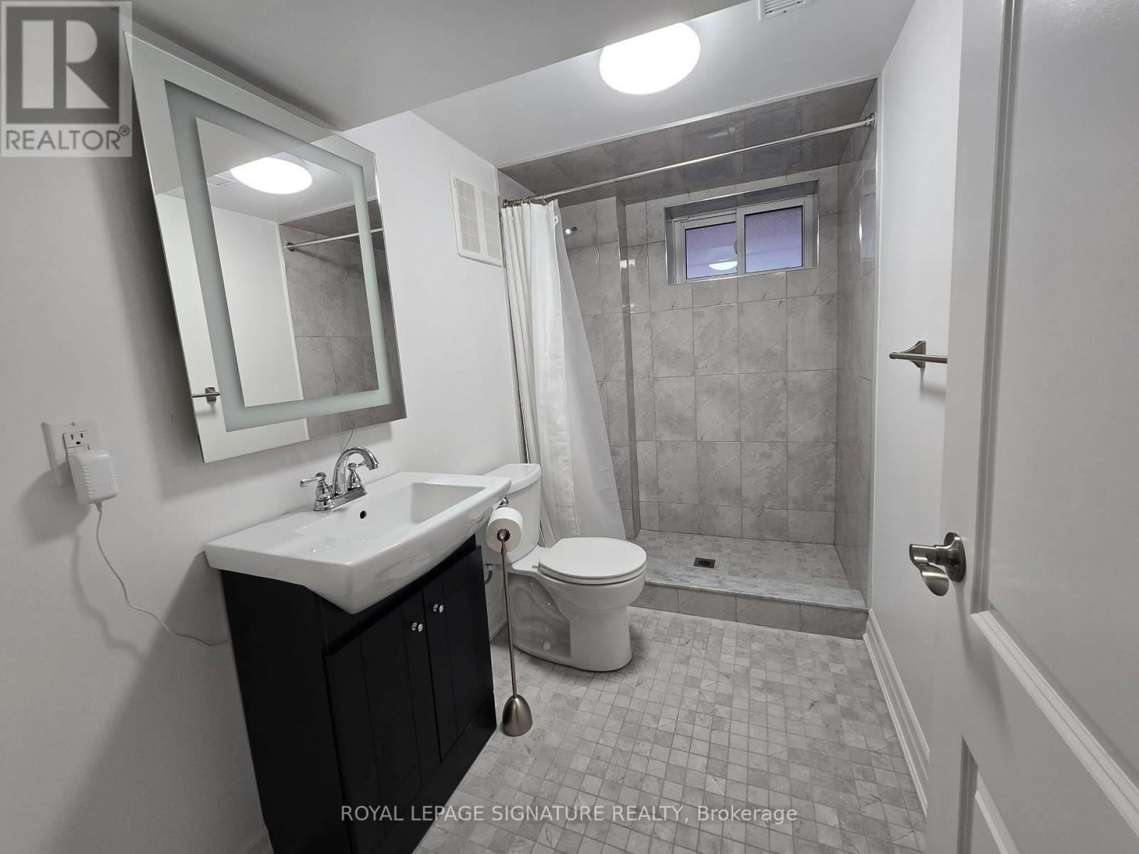 Lower - 141 Phillip Avenue, Toronto, Ontario  M1N 3R6 - Photo 15 - E13653022