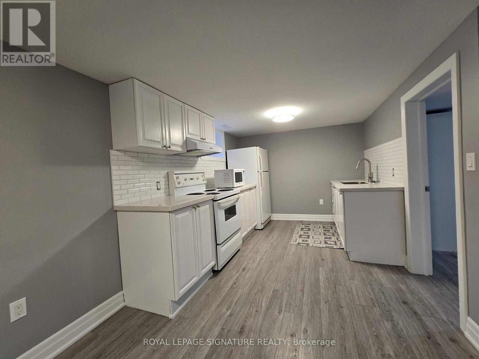 Lower - 141 Phillip Avenue, Toronto, Ontario  M1N 3R6 - Photo 9 - E13653022
