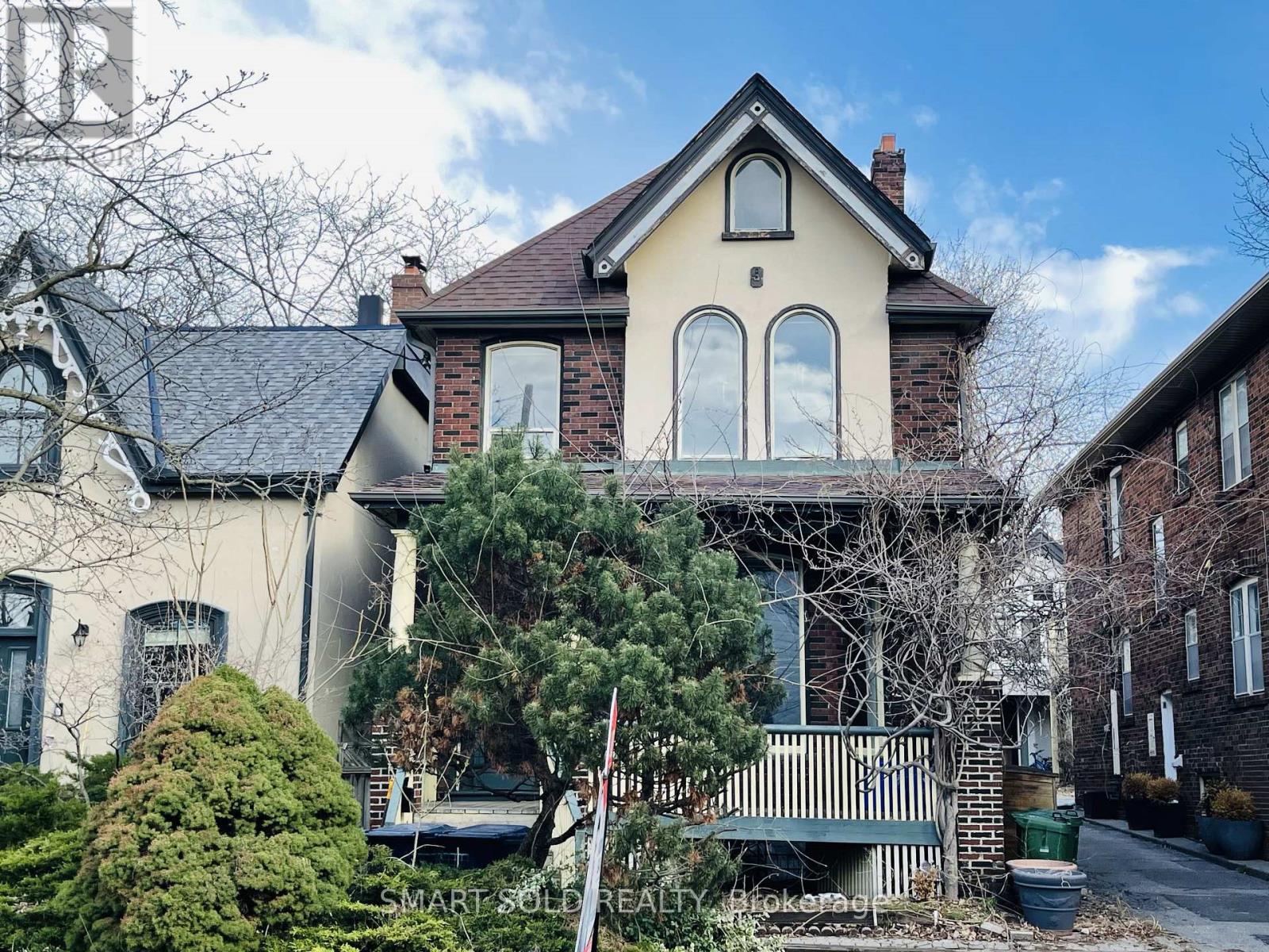 42 AMELIA STREET, Toronto, Ontario