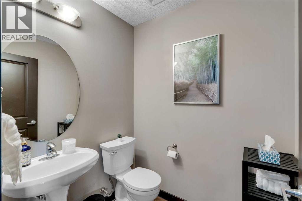 91 Panora Square NW, Calgary, Alberta  T3K 0R3 - Photo 18 - A2331507