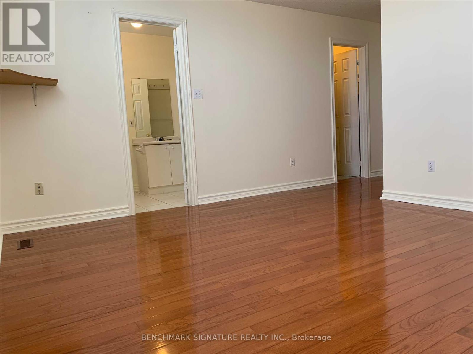 102 Greensboro Drive, Markham, Ontario L3R 0V8 - Photo 8 - N13653594