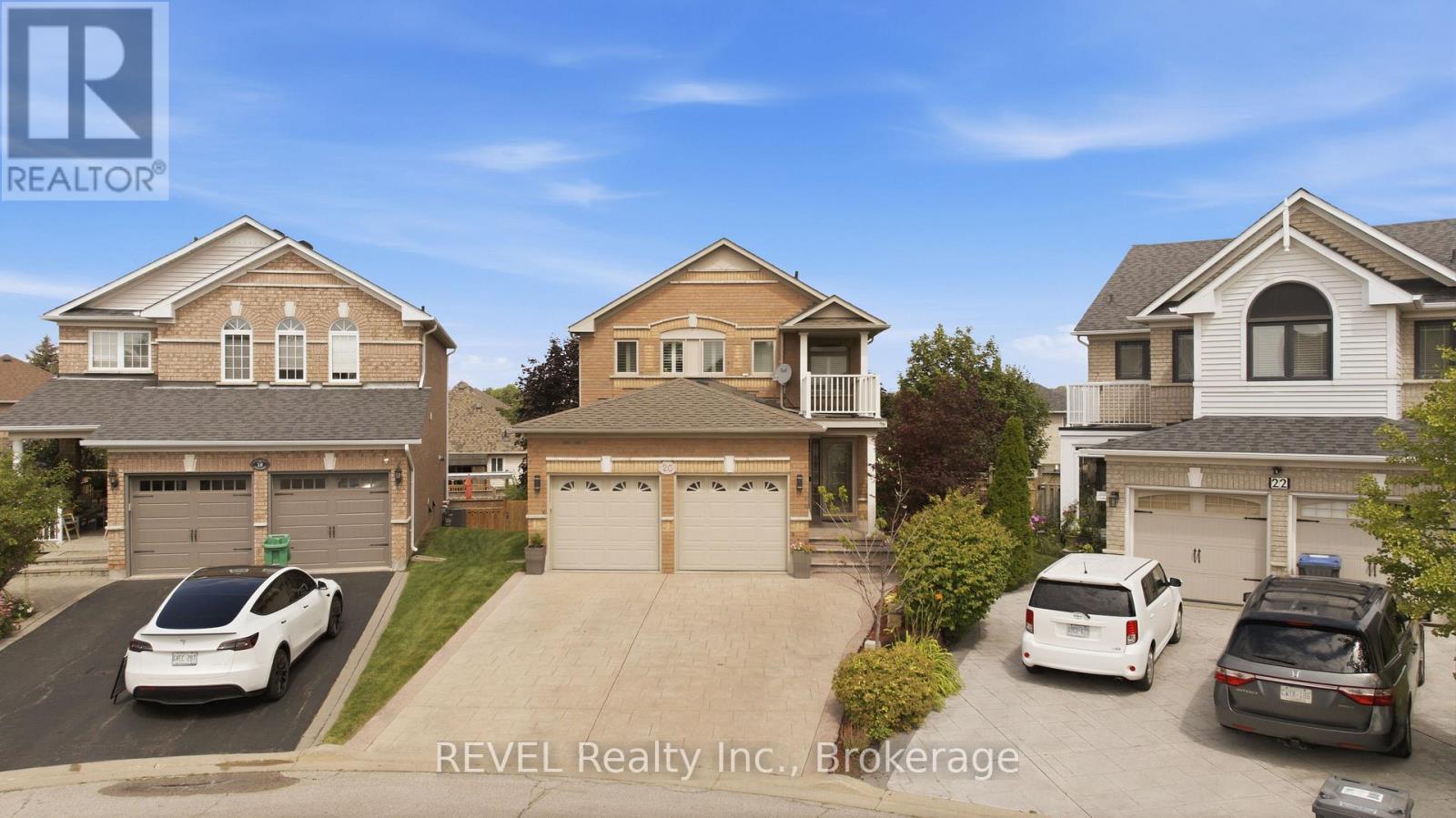 20 HAYLOFT COURT, Brampton, Ontario