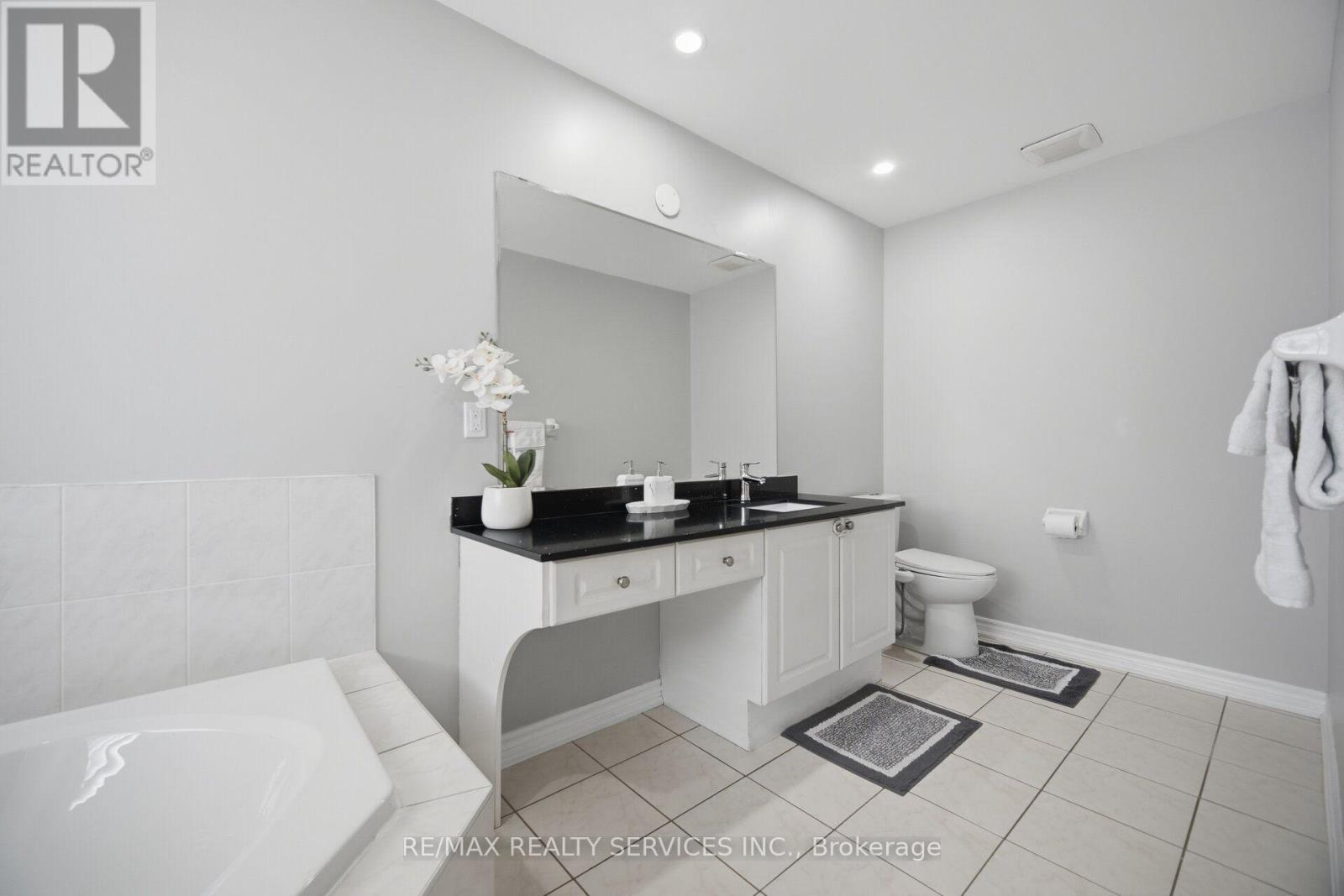 48 Severin Street, Brampton, Ontario  L6R 0P3 - Photo 27 - W13644536