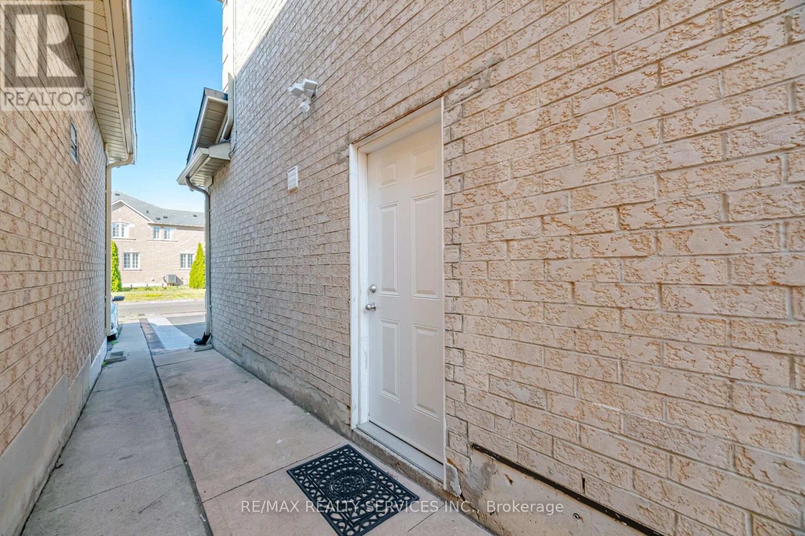 48 Severin Street, Brampton, Ontario  L6R 0P3 - Photo 45 - W13644536