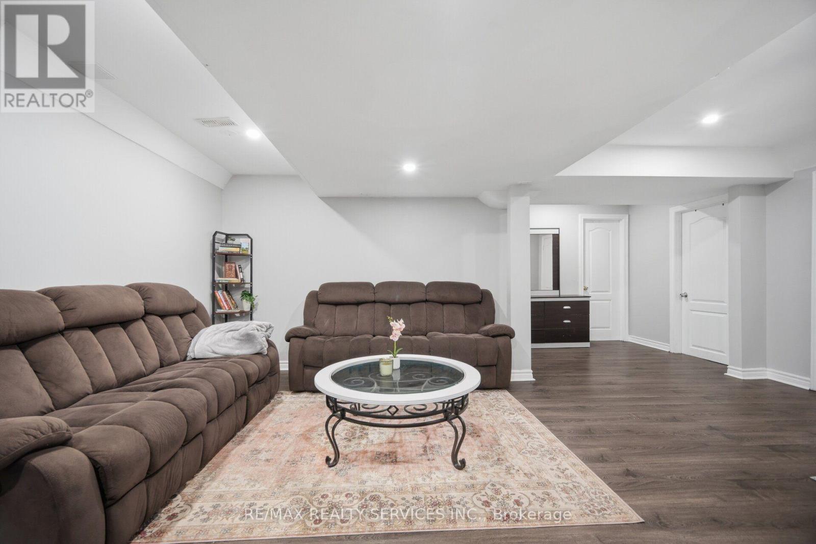 48 Severin Street, Brampton, Ontario  L6R 0P3 - Photo 37 - W13644536