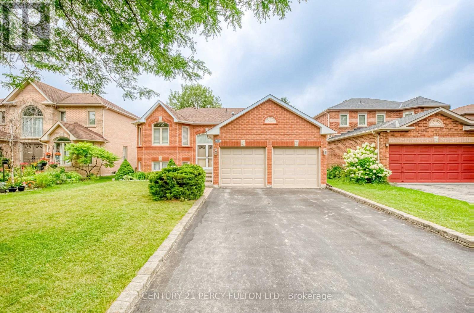 504 SANDALWOOD COURT, Oshawa, Ontario