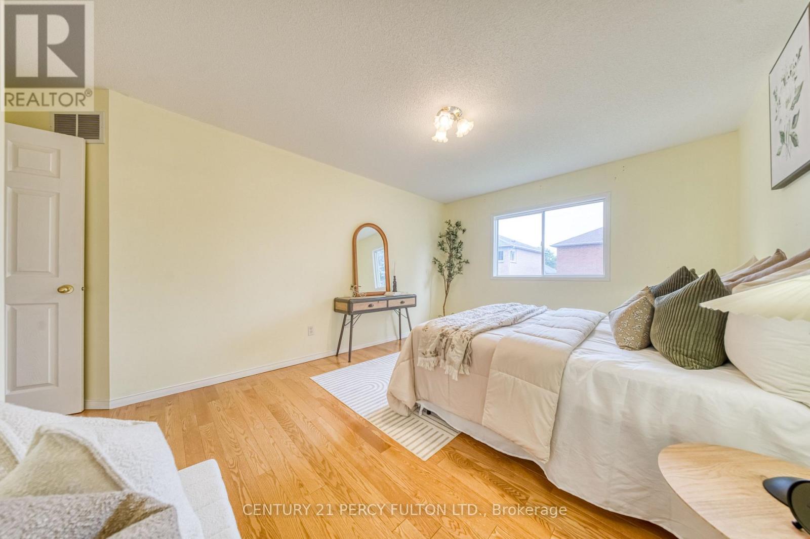504 Sandalwood Court, Oshawa, Ontario L1G 7X9 - Photo 17 - E13653616
