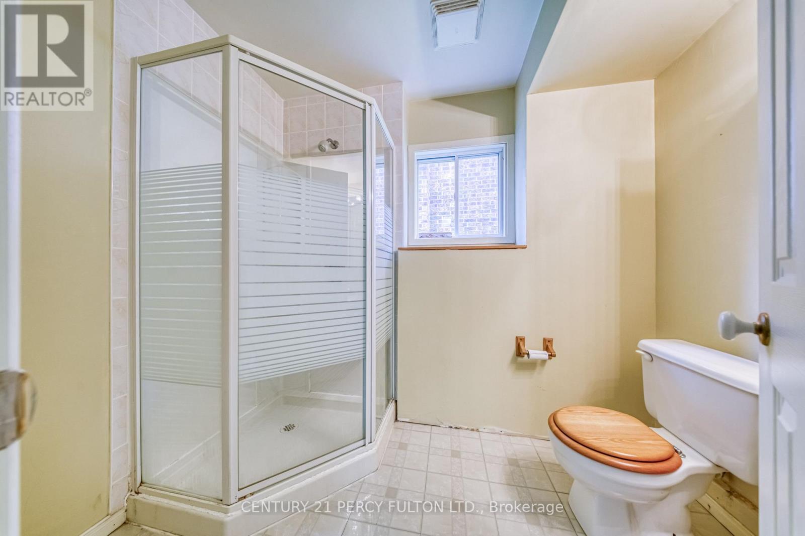 504 Sandalwood Court, Oshawa, Ontario L1G 7X9 - Photo 31 - E13653616