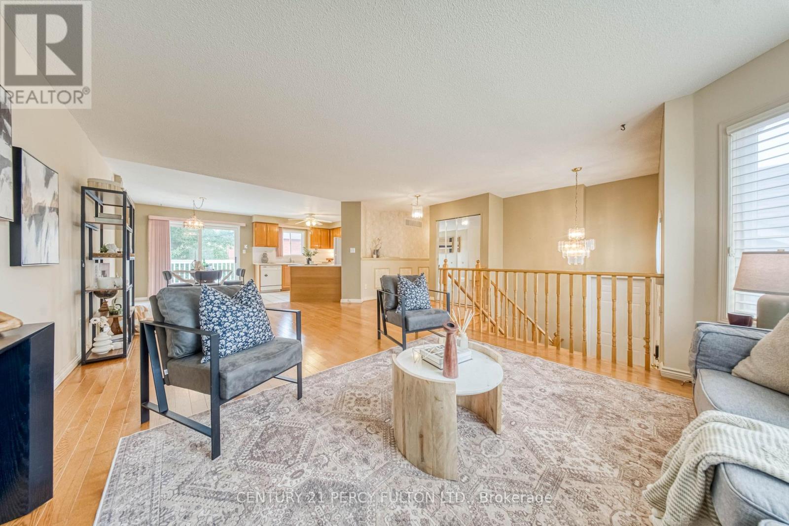 504 Sandalwood Court, Oshawa, Ontario L1G 7X9 - Photo 9 - E13653616