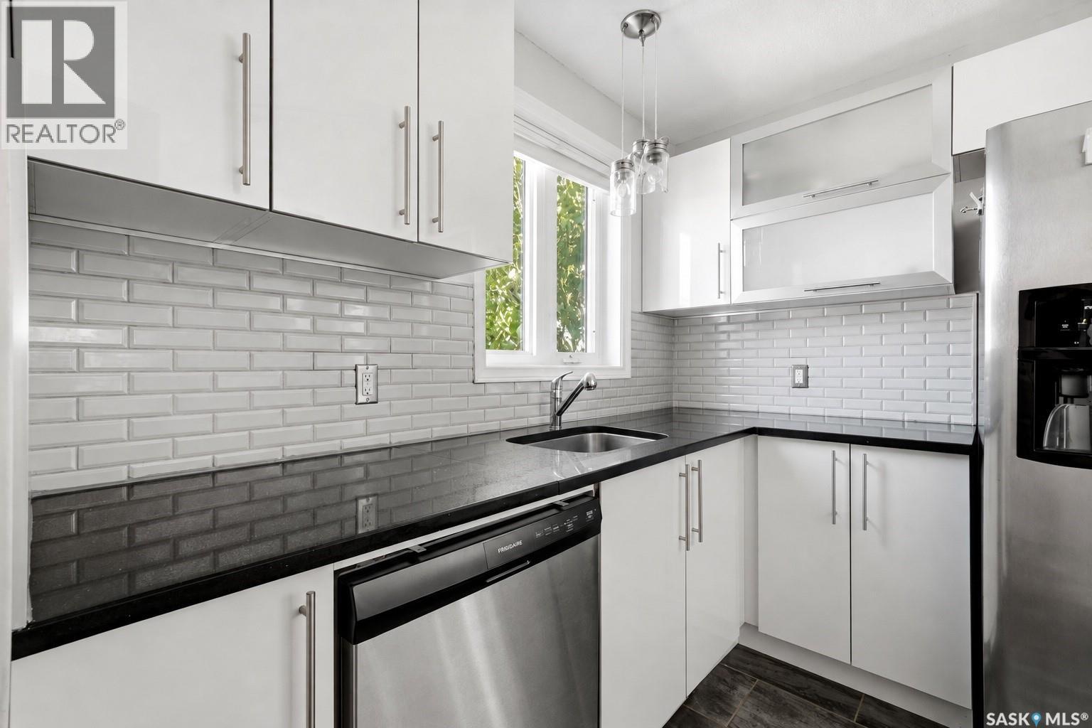 5834 Mckinley Avenue, Regina, Saskatchewan  S4T 6P3 - Photo 8 - SK044956