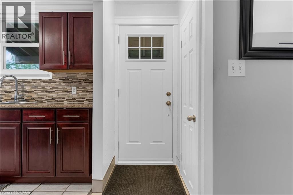 722 Burgess Avenue, Hamilton, Ontario  L8H 6J4 - Photo 4 - 40845229