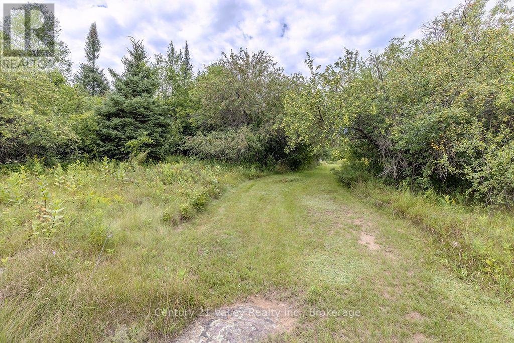 290 Pucker Street, Renfrew, Ontario  K7V 3Z9 - Photo 2 - X13653610