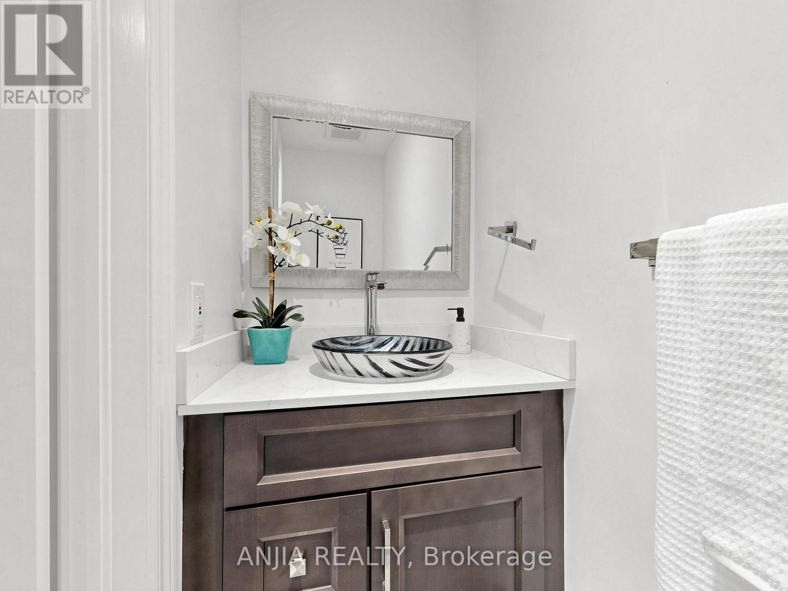 12 Gardenia Crescent, Markham, Ontario L6C 2K7 - Photo 24 - N13653614