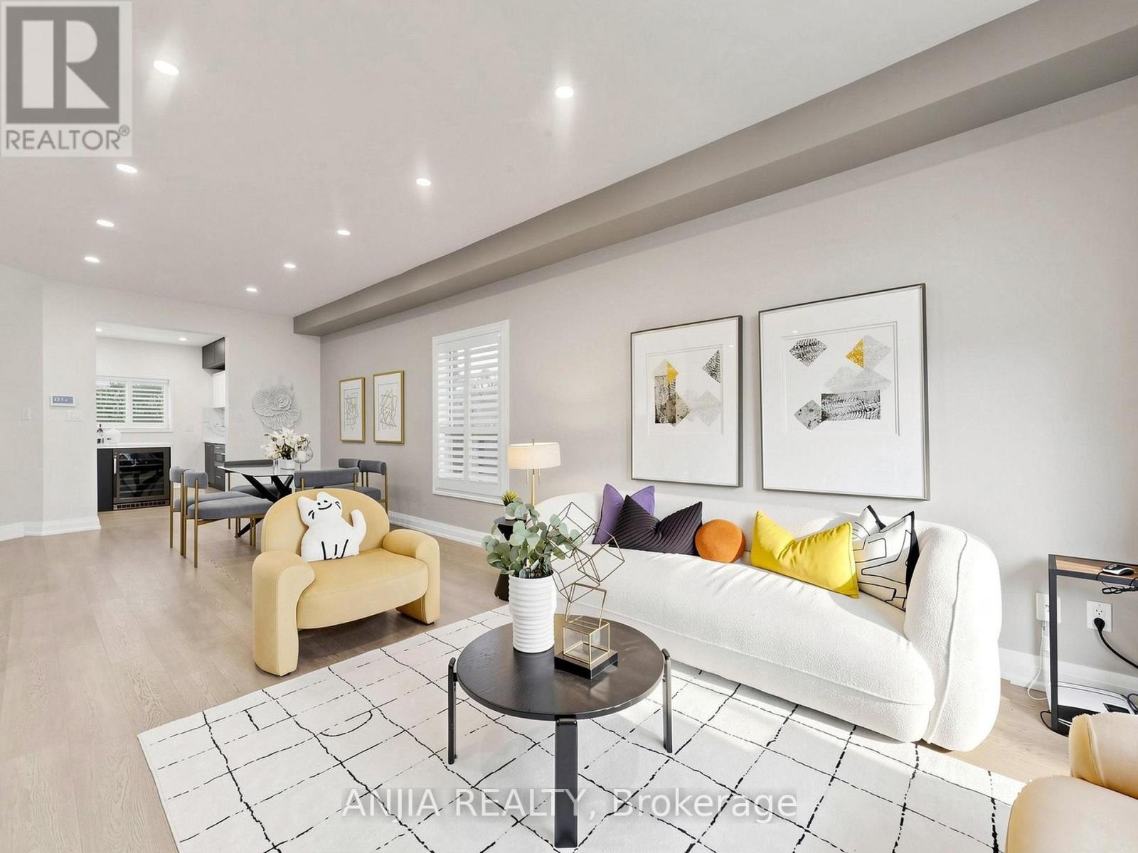 12 Gardenia Crescent, Markham, Ontario L6C 2K7 - Photo 6 - N13653614
