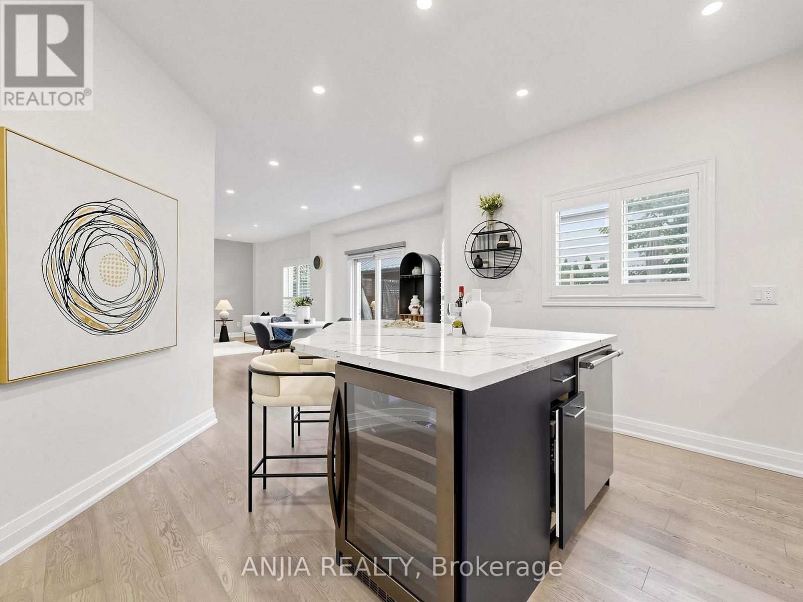 12 Gardenia Crescent, Markham, Ontario L6C 2K7 - Photo 9 - N13653614