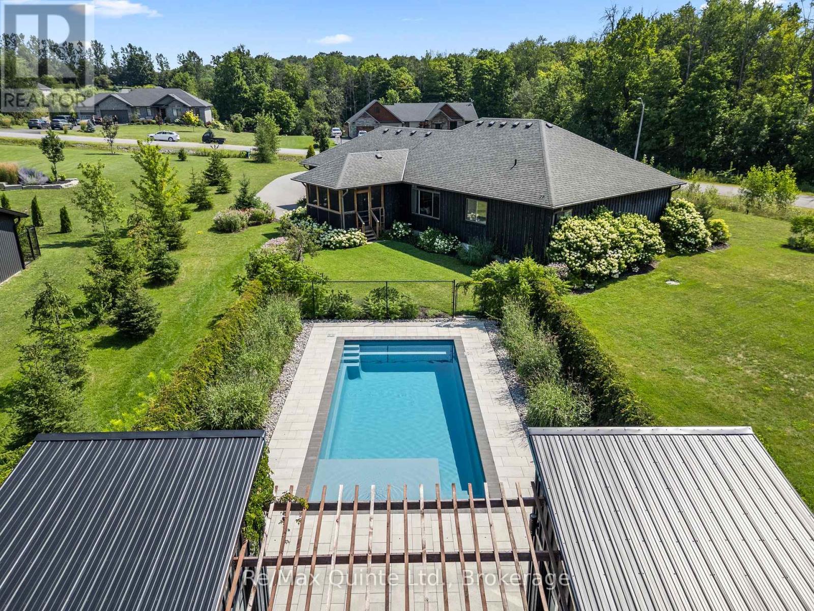 68 Hiddenvalley Drive, Belleville, Ontario  K0K 2V0 - Photo 2 - X13206808