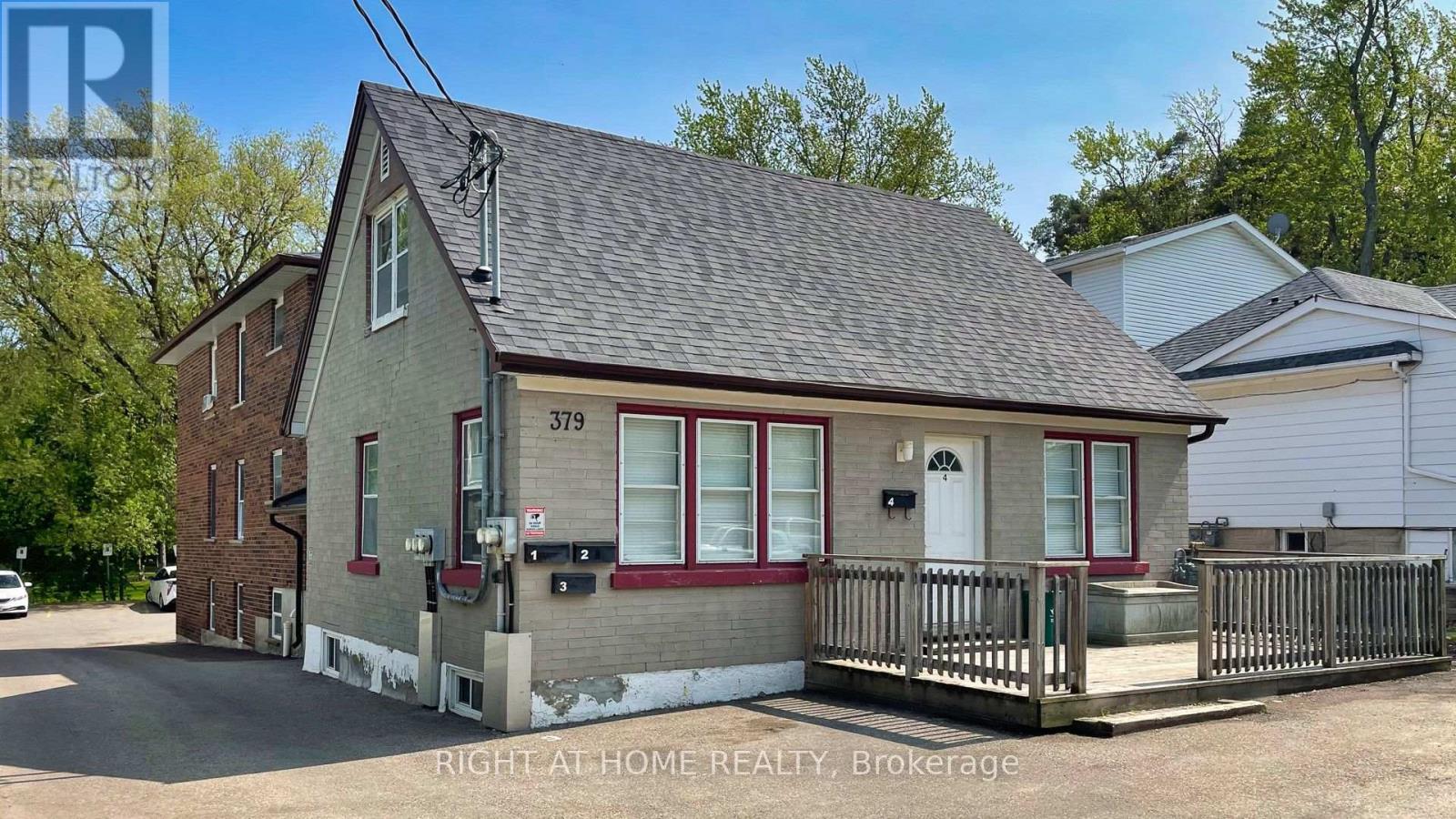 379 Erb Street W, Waterloo, Ontario N2L 1W7 - Photo 10 - X13653612