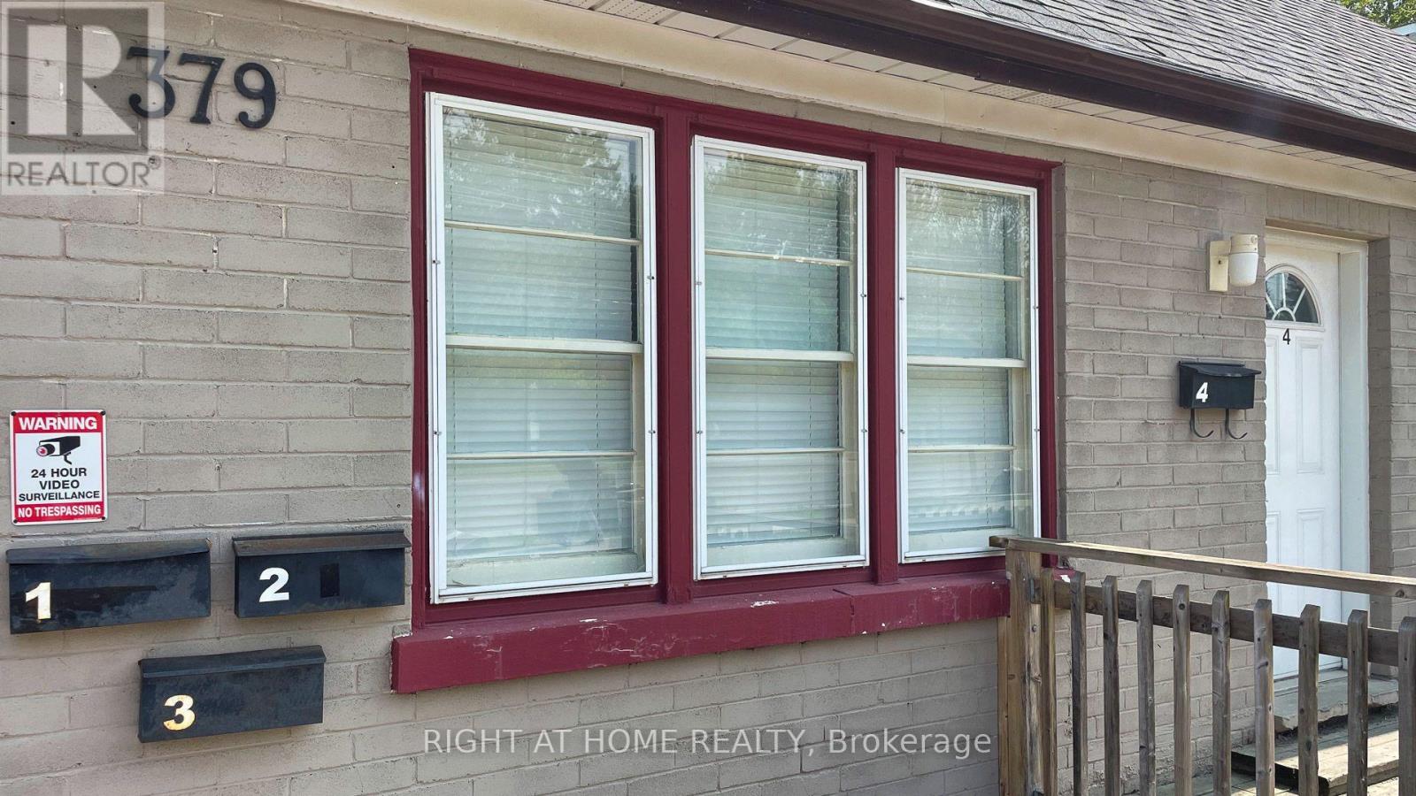 379 Erb Street W, Waterloo, Ontario N2L 1W7 - Photo 11 - X13653612