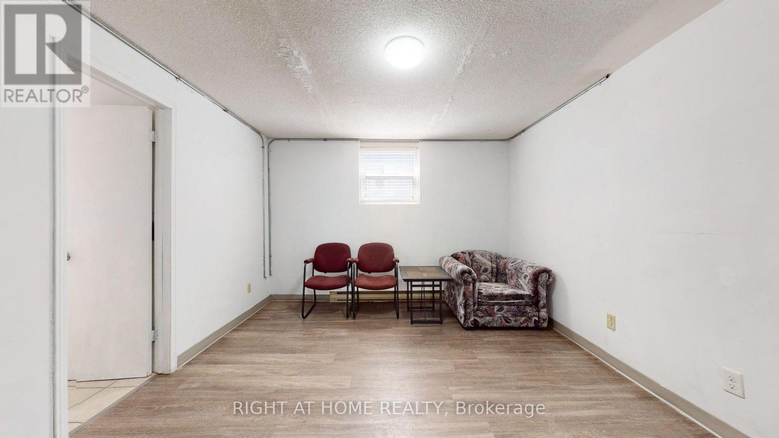 379 Erb Street W, Waterloo, Ontario N2L 1W7 - Photo 16 - X13653612