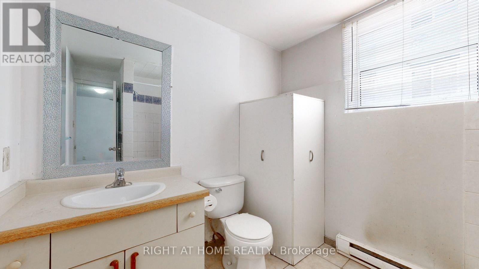 379 Erb Street W, Waterloo, Ontario N2L 1W7 - Photo 23 - X13653612