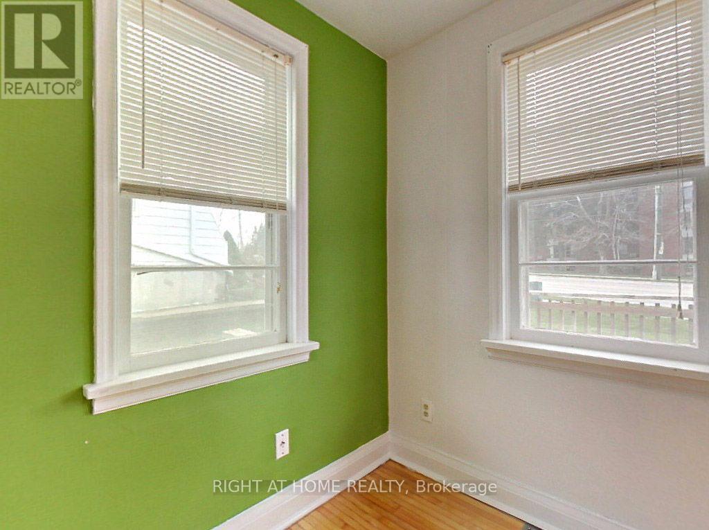 379 Erb Street W, Waterloo, Ontario N2L 1W7 - Photo 28 - X13653612