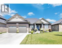 27 TRACY DRIVE, Chatham, Ontario