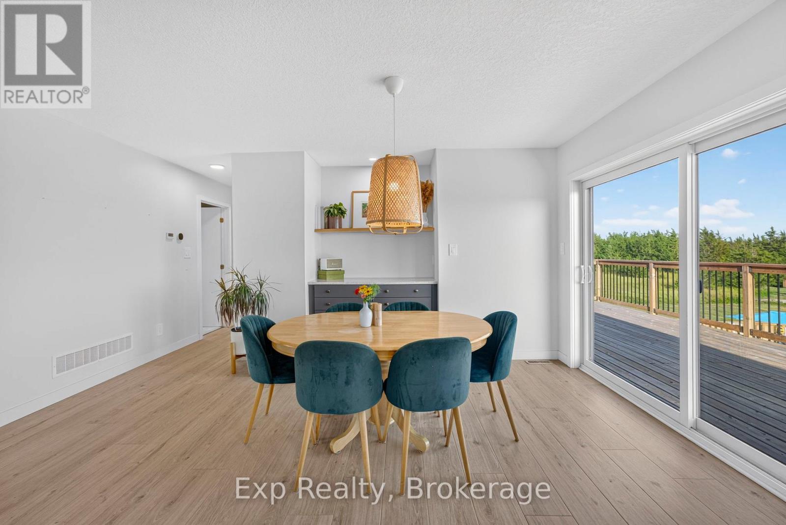 3300 County Road 2 Road, Prince Edward County, Ontario  K0K 1G0 - Photo 16 - X13653676